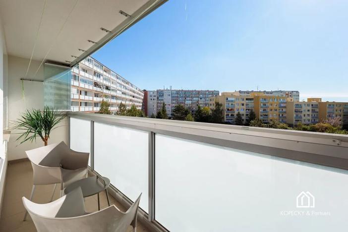 Prodej bytu 3+1, Praha - Stodůlky, Husníkova, 71 m2