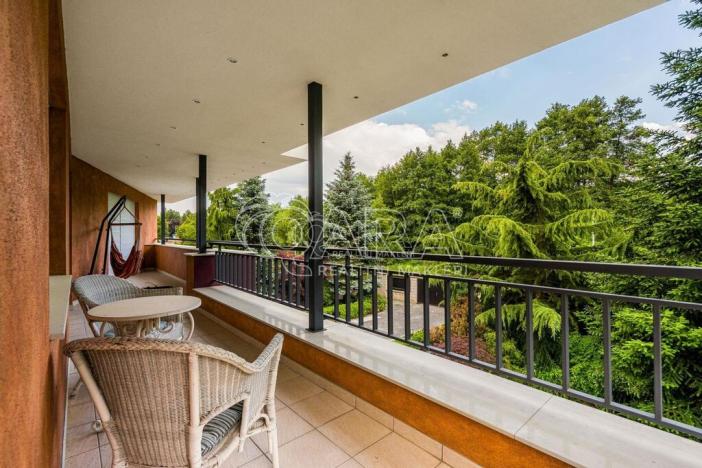 Prodej rodinného domu, Praha - Kolovraty, V louce, 495 m2