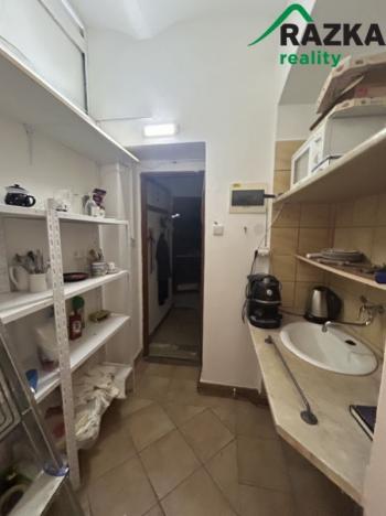 Prodej obchodního prostoru, Mariánské Lázně, Ruská, 20 m2