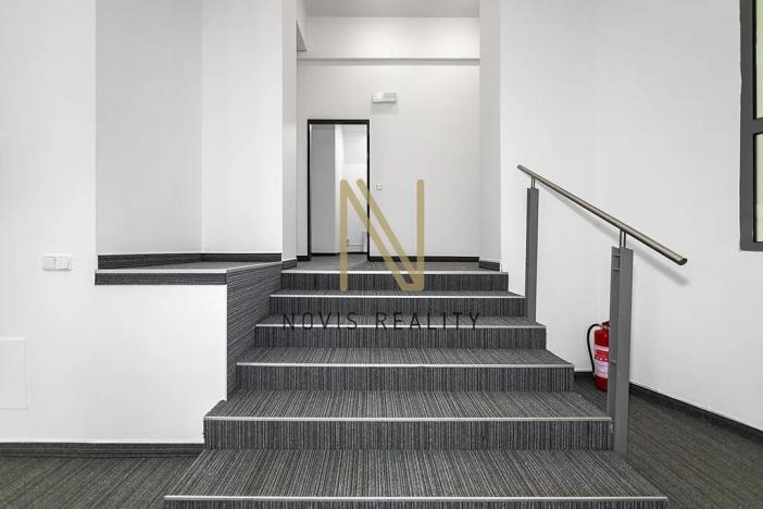 Pronájem kanceláře, Plzeň, Americká, 140 m2