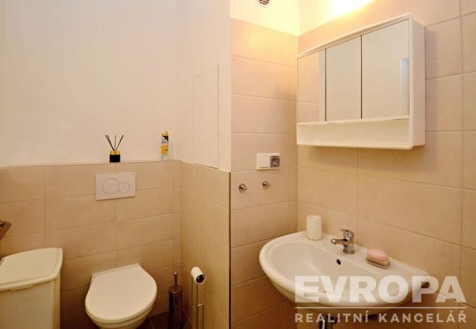 Prodej bytu 1+1, Roztoky, Masarykova, 36 m2