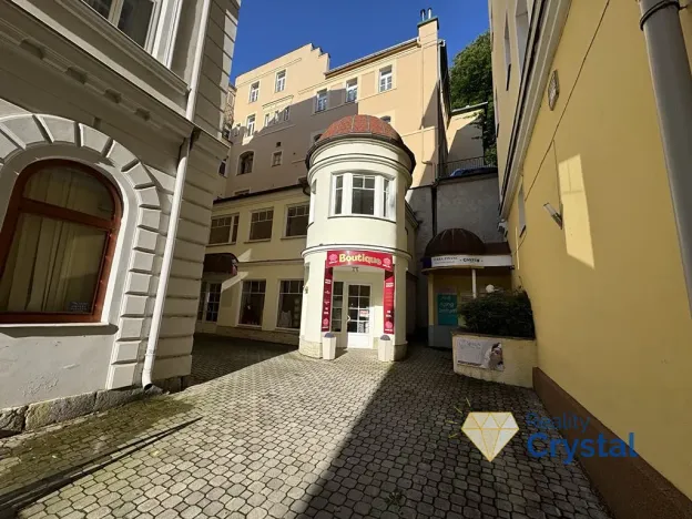 Pronájem obchodního prostoru, Mariánské Lázně, Hlavní třída, 37 m2