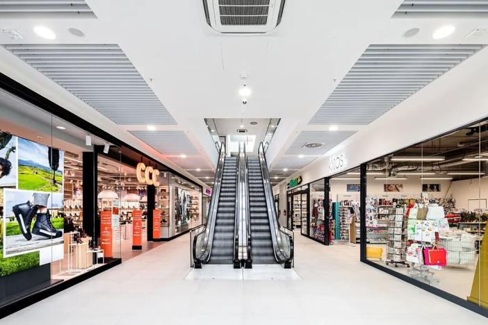 Pronájem obchodního prostoru, Vsetín, 67 m2