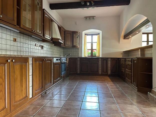 Prodej komerční nemovitosti, Povrly, Lysá, 635 m2