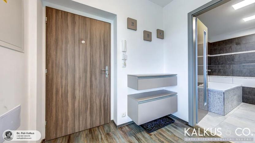 Prodej bytu 2+kk, Hradec Králové, Slunečná, 54 m2