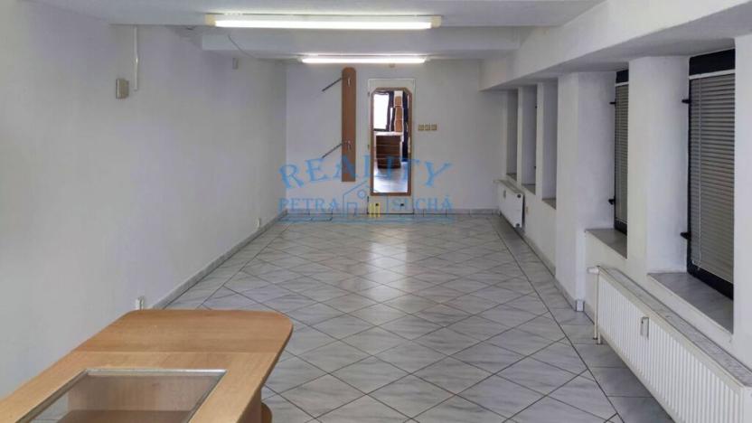 Pronájem obchodního prostoru, Roudnice nad Labem, Alej 17. listopadu, 32 m2