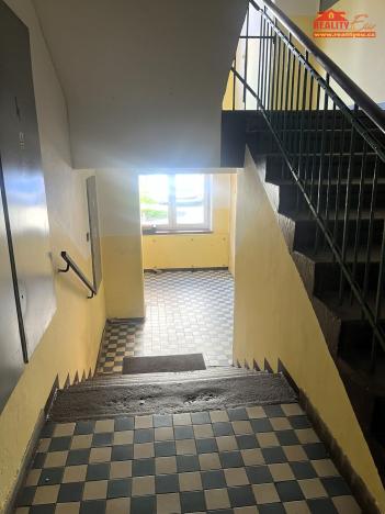 Pronájem bytu 1+1, Náchod, Borská, 30 m2