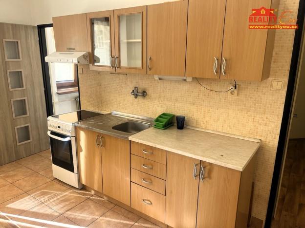 Pronájem bytu 1+1, Náchod, Borská, 30 m2