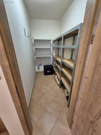 Pronájem bytu 3+kk, Praha, Thomasova, 87 m2