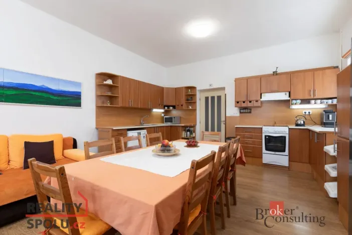 Prodej ubytování, Bruntál, I. Olbrachta, 211 m2