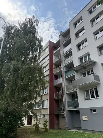 Prodej bytu 3+1, Tábor, Helsinská, 73 m2