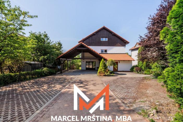 Prodej bytu 3+1, Nové Město nad Metují, U Lípy, 101 m2