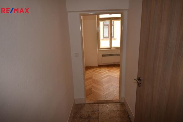 Pronájem bytu 1+1, Písek - Vnitřní Město, Chelčického, 31 m2