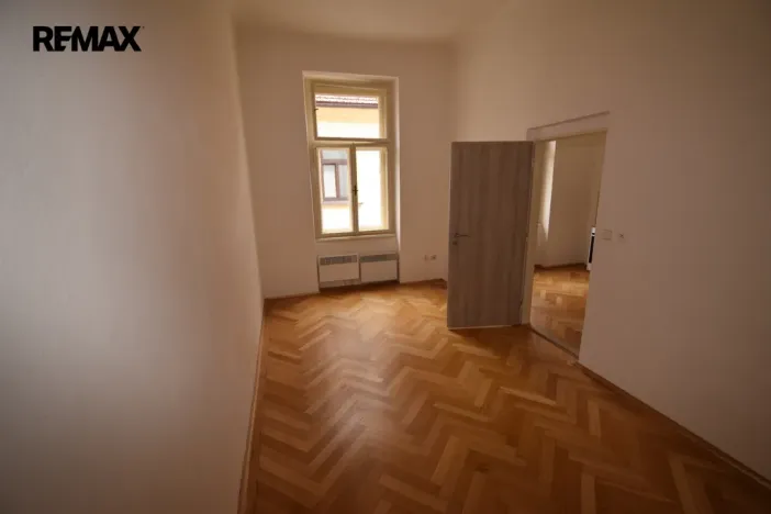 Pronájem bytu 1+1, Písek - Vnitřní Město, Chelčického, 31 m2