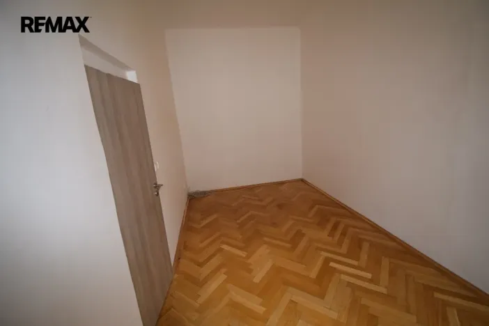 Pronájem bytu 1+1, Písek - Vnitřní Město, Chelčického, 31 m2