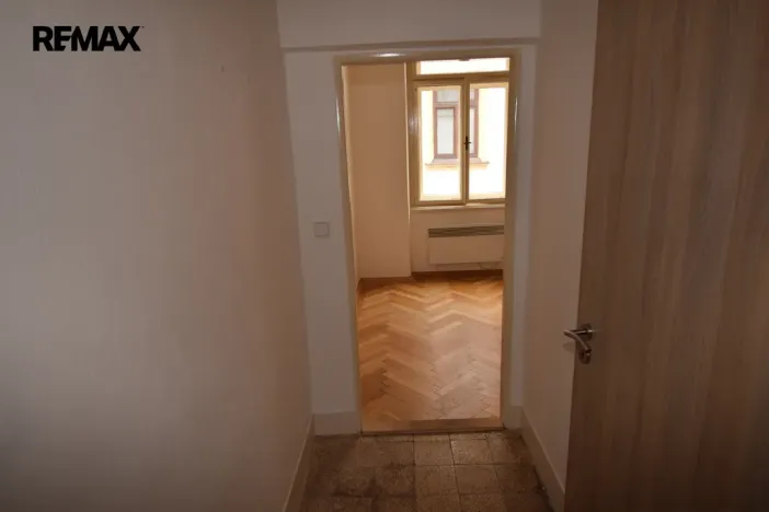Pronájem bytu 1+1, Písek - Vnitřní Město, Chelčického, 31 m2