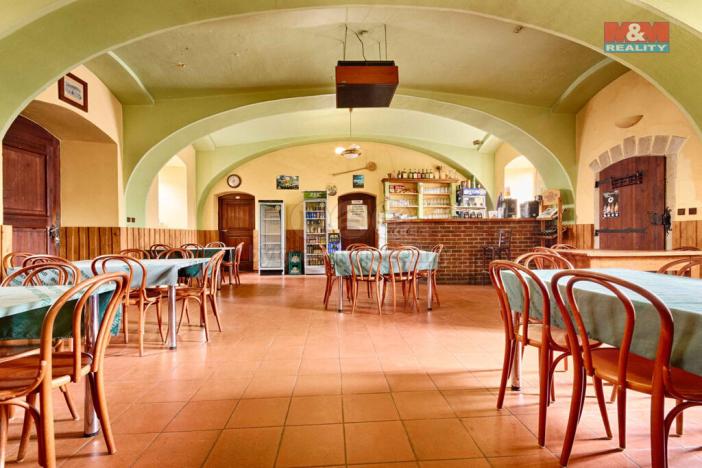 Prodej restaurace, Studená, Tyršova, 879 m2