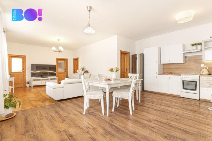 Prodej bytu 3+kk, Kostelec nad Černými lesy, náměstí Smiřických, 85 m2