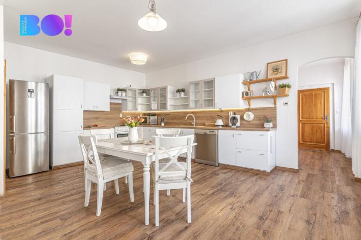 Prodej bytu 3+kk, Kostelec nad Černými lesy, náměstí Smiřických, 85 m2