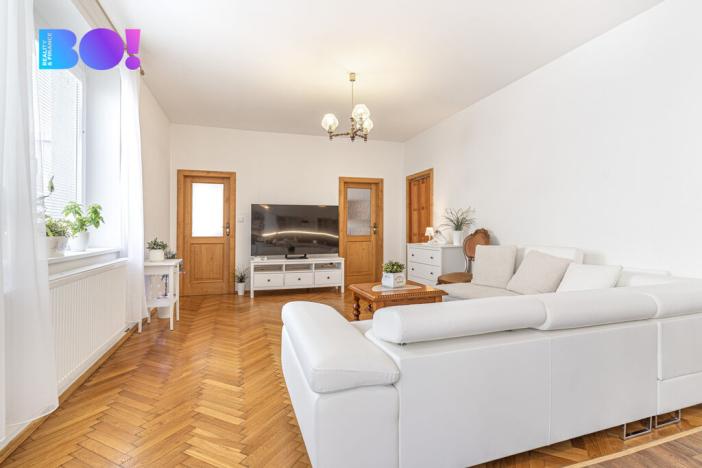 Prodej bytu 3+kk, Kostelec nad Černými lesy, náměstí Smiřických, 85 m2