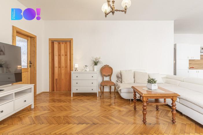 Prodej bytu 3+kk, Kostelec nad Černými lesy, náměstí Smiřických, 85 m2