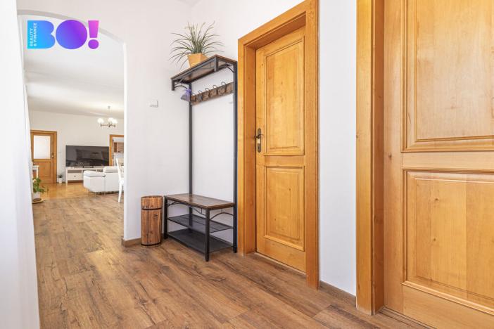 Prodej bytu 3+kk, Kostelec nad Černými lesy, náměstí Smiřických, 85 m2