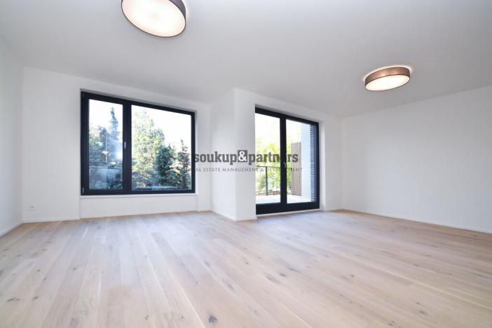 Pronájem rodinného domu, Praha - Háje, V Hájích, 220 m2