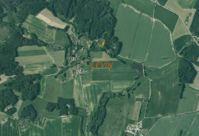 Prodej pozemku, Lišov - Levín, 1030 m2