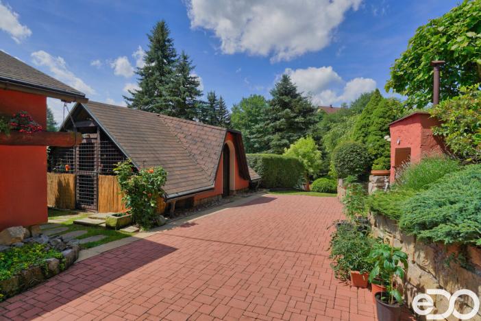 Prodej rodinného domu, Úpice - Radeč, 250 m2