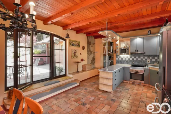 Prodej rodinného domu, Úpice - Radeč, 250 m2