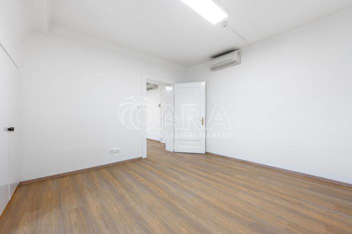 Pronájem kanceláře, Praha - Nové Město, Vodičkova, 36 m2