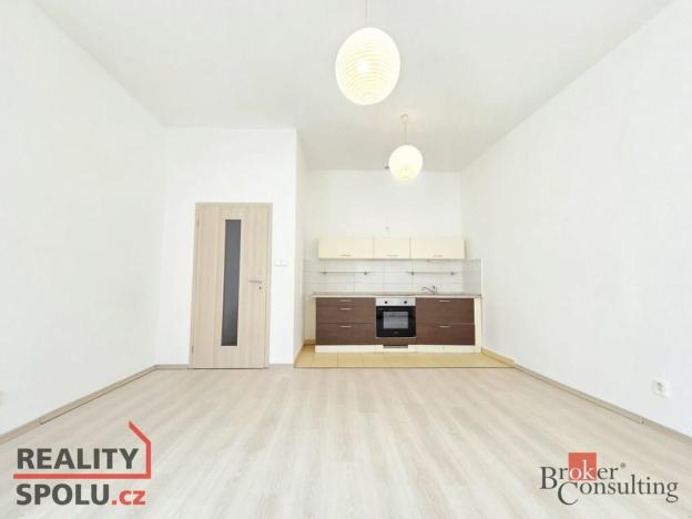 Pronájem bytu 3+kk, Plzeň - Jižní Předměstí, V Šipce, 57 m2