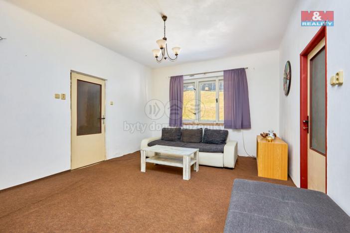 Prodej rodinného domu, Újezdec, 452 m2