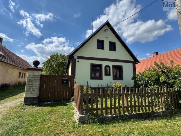 Prodej rodinného domu, Velečín, 300 m2