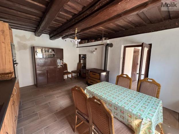 Prodej rodinného domu, Velečín, 300 m2