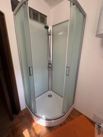 Prodej rodinného domu, Velečín, 300 m2