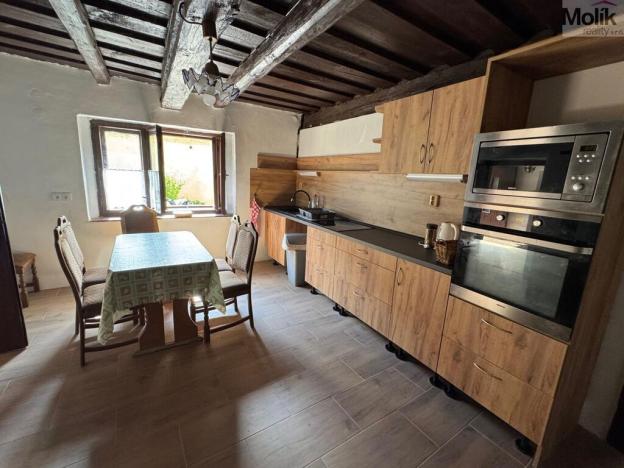 Prodej rodinného domu, Velečín, 300 m2