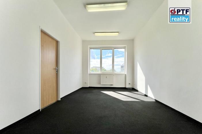 Pronájem kanceláře, Plzeň, Na Roudné, 16 m2