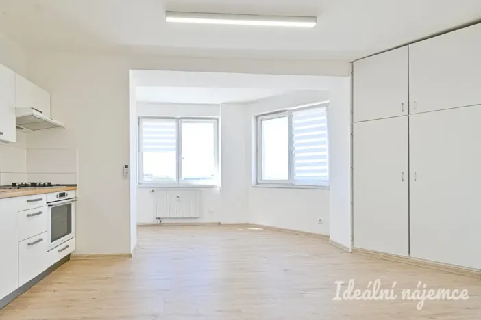 Pronájem bytu 2+kk, Brno, Langrova, 40 m2