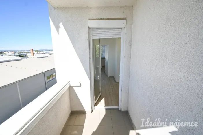 Pronájem bytu 2+kk, Brno, Langrova, 40 m2