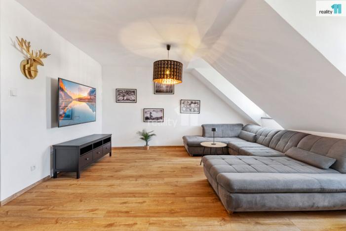 Prodej bytu 3+kk, Chrastava, náměstí 1. máje, 156 m2