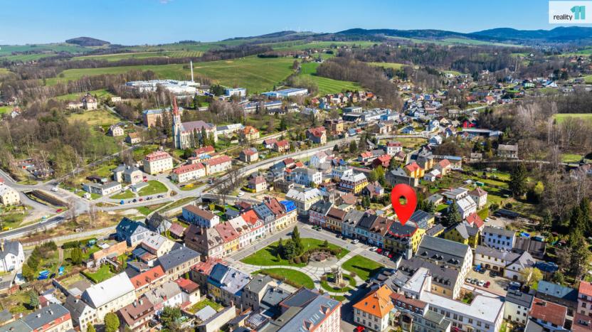 Prodej bytu 3+kk, Chrastava, náměstí 1. máje, 156 m2