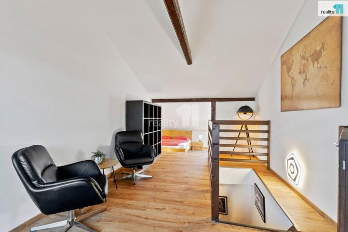 Prodej bytu 3+kk, Chrastava, náměstí 1. máje, 156 m2