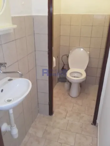 Pronájem skladu, Hradec Králové, Pražská třída, 135 m2