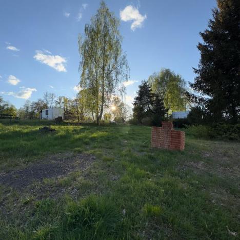 Prodej pozemku pro bydlení, Sloup v Čechách, Komenského, 671 m2