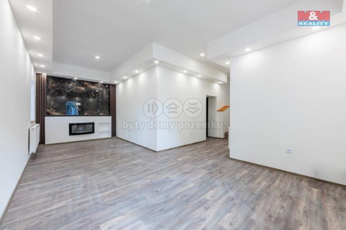 Prodej rodinného domu, Andělská Hora, 200 m2