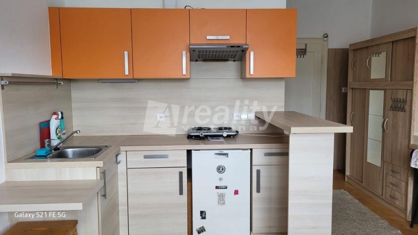 Pronájem bytu 1+kk, Náměšť nad Oslavou, 25 m2