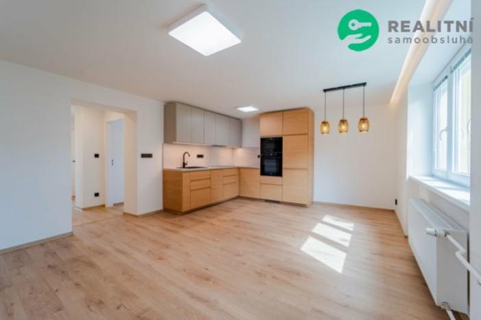 Prodej bytu 3+kk, Opava, Oblouková, 62 m2