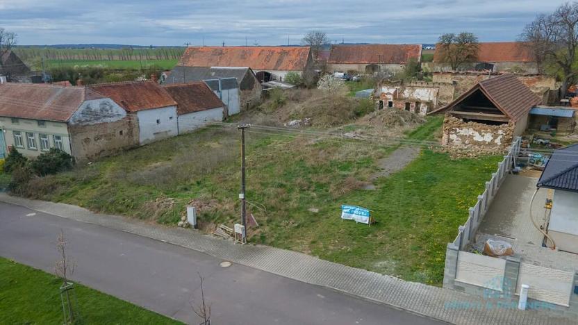 Prodej pozemku pro bydlení, Zvěrkovice, 1641 m2