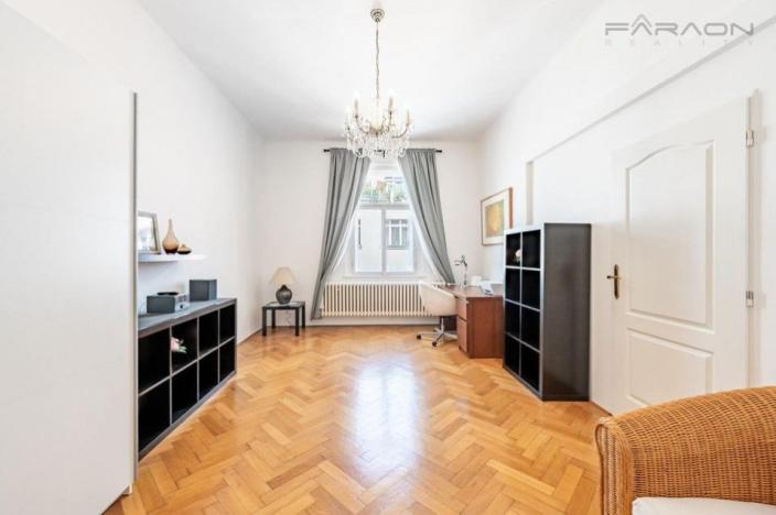 Pronájem bytu 4+1, Praha - Nové Město, Biskupská, 132 m2